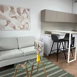 Aurora Апартаменты *