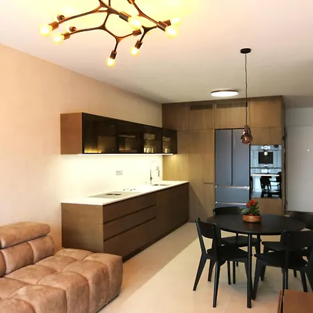 Aurora Apartment