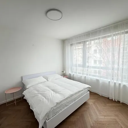 Apartment Aurora